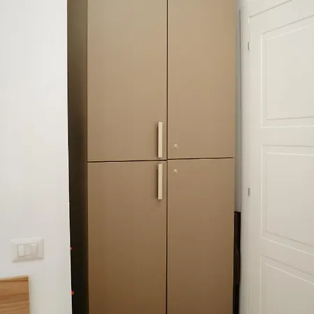 Salerno City Apartments Nyaraló Salerno